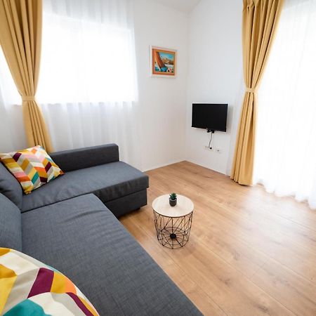 Apartments Piskulic Brodarica  Dış mekan fotoğraf